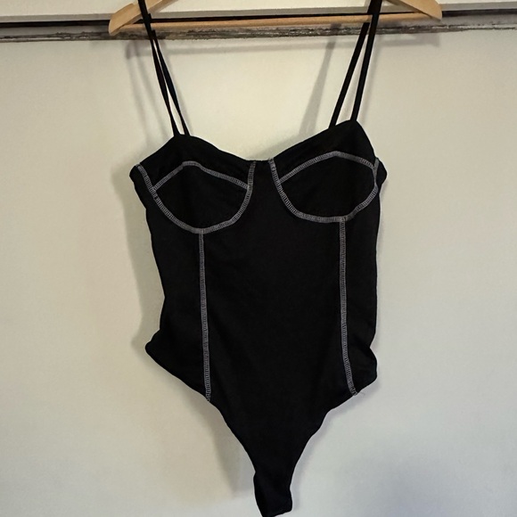 just polly new york Tops - Just Polly New York Black & White Tank Bodysuit Size L NWT